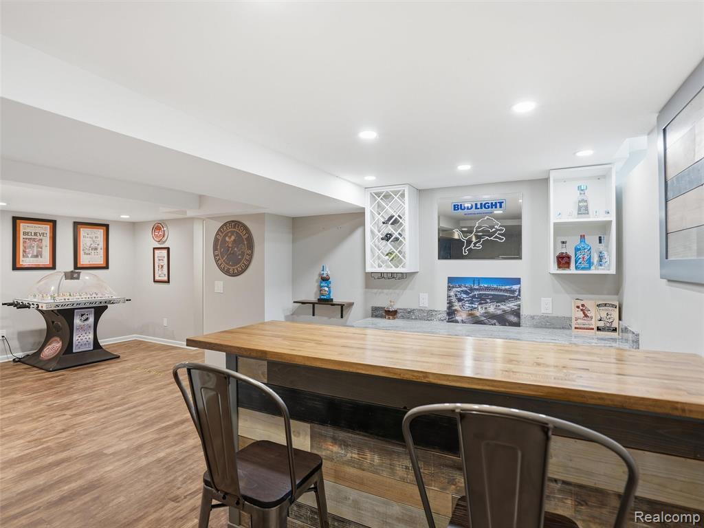 42902 Saxony Road Canton, MI 48187 - Photo 41 of 54 Gallery Image 41
