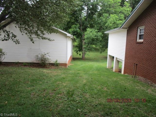 4666 Seward Road Pfafftown, NC 27040 - Photo 4 of 26
