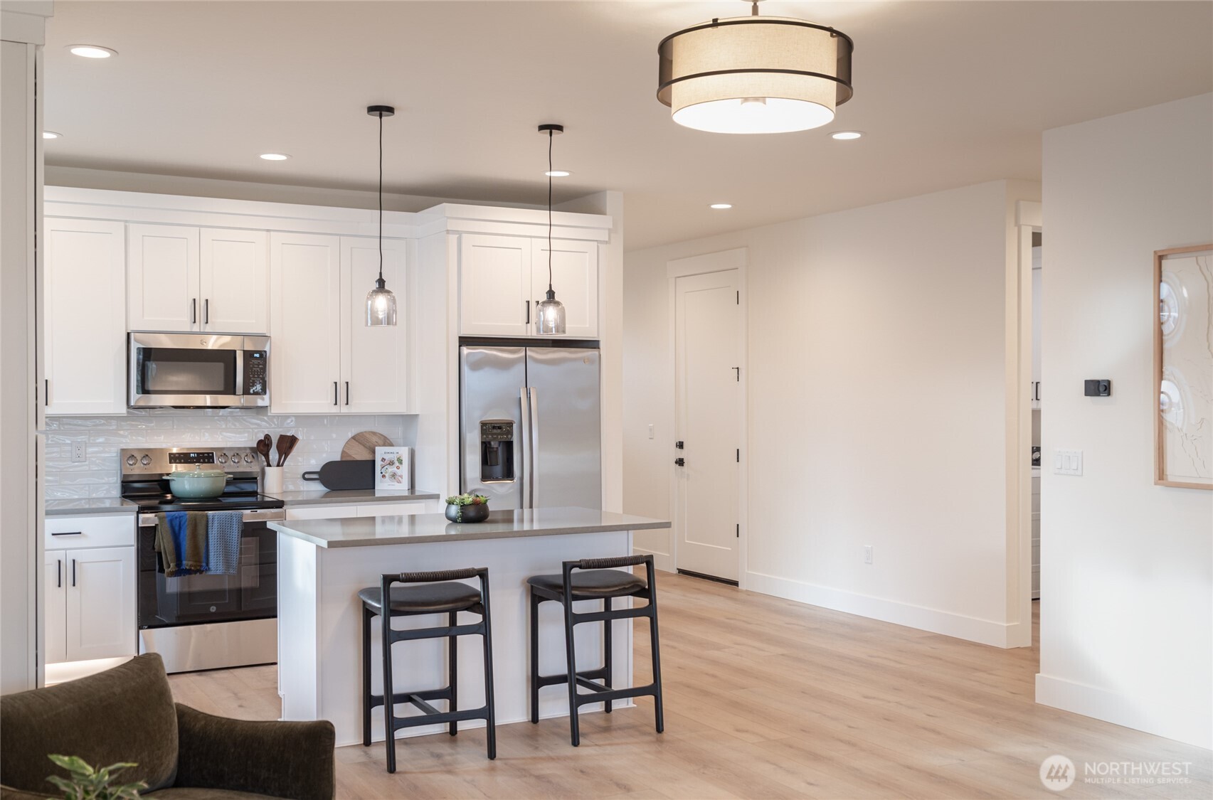 581 South Oasis Loop East Wenatchee, WA 98802 - Photo 17 of 32