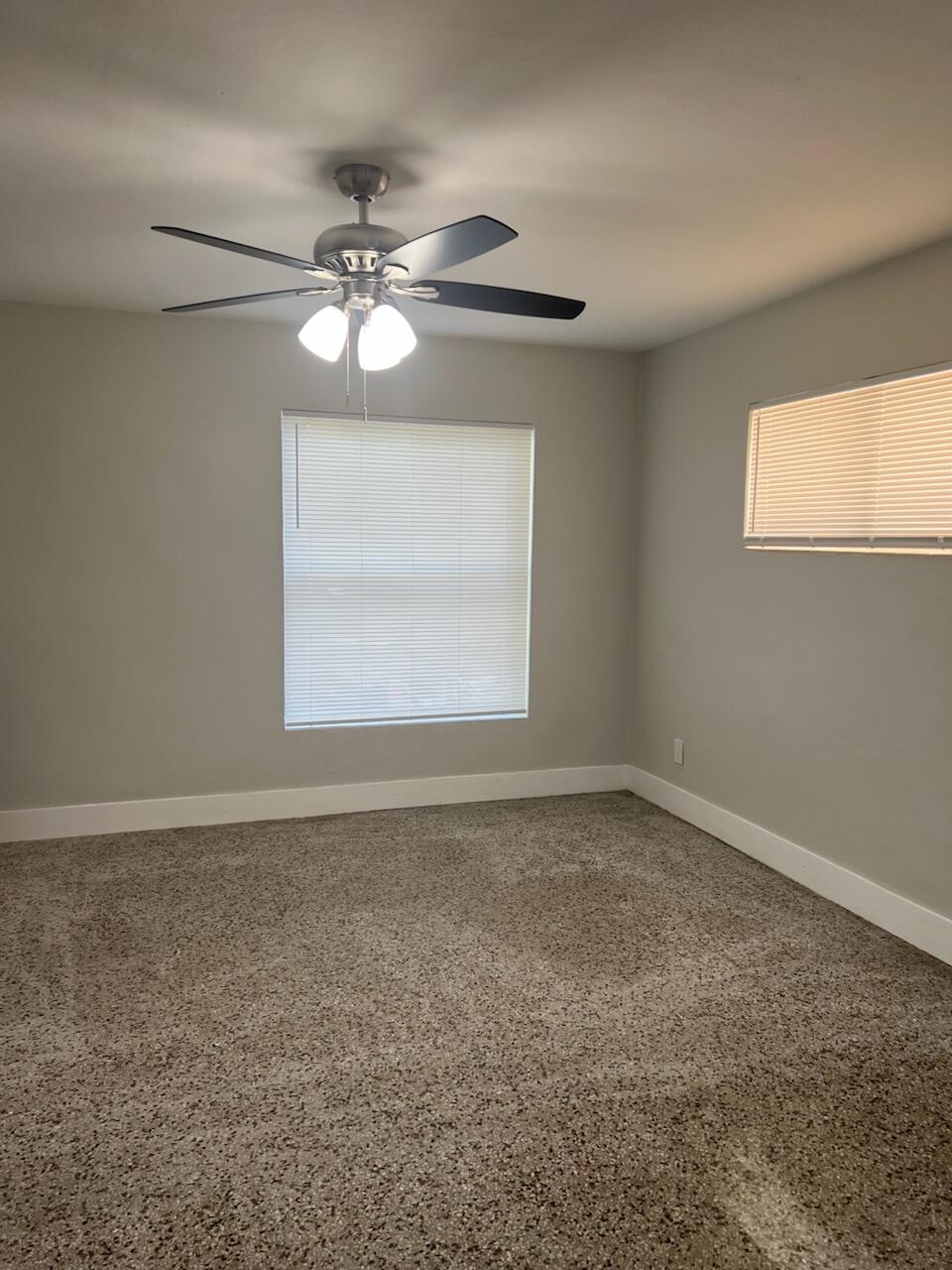 2102 Delaware Avenue Fort Pierce, FL 34950 - Photo 3 of 9 IMG_0573_20250413_183623