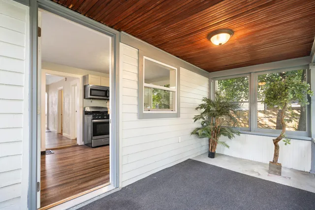 $199,900 | 1516 Cole Avenue Northeast, Grand Rapids, MI 49505