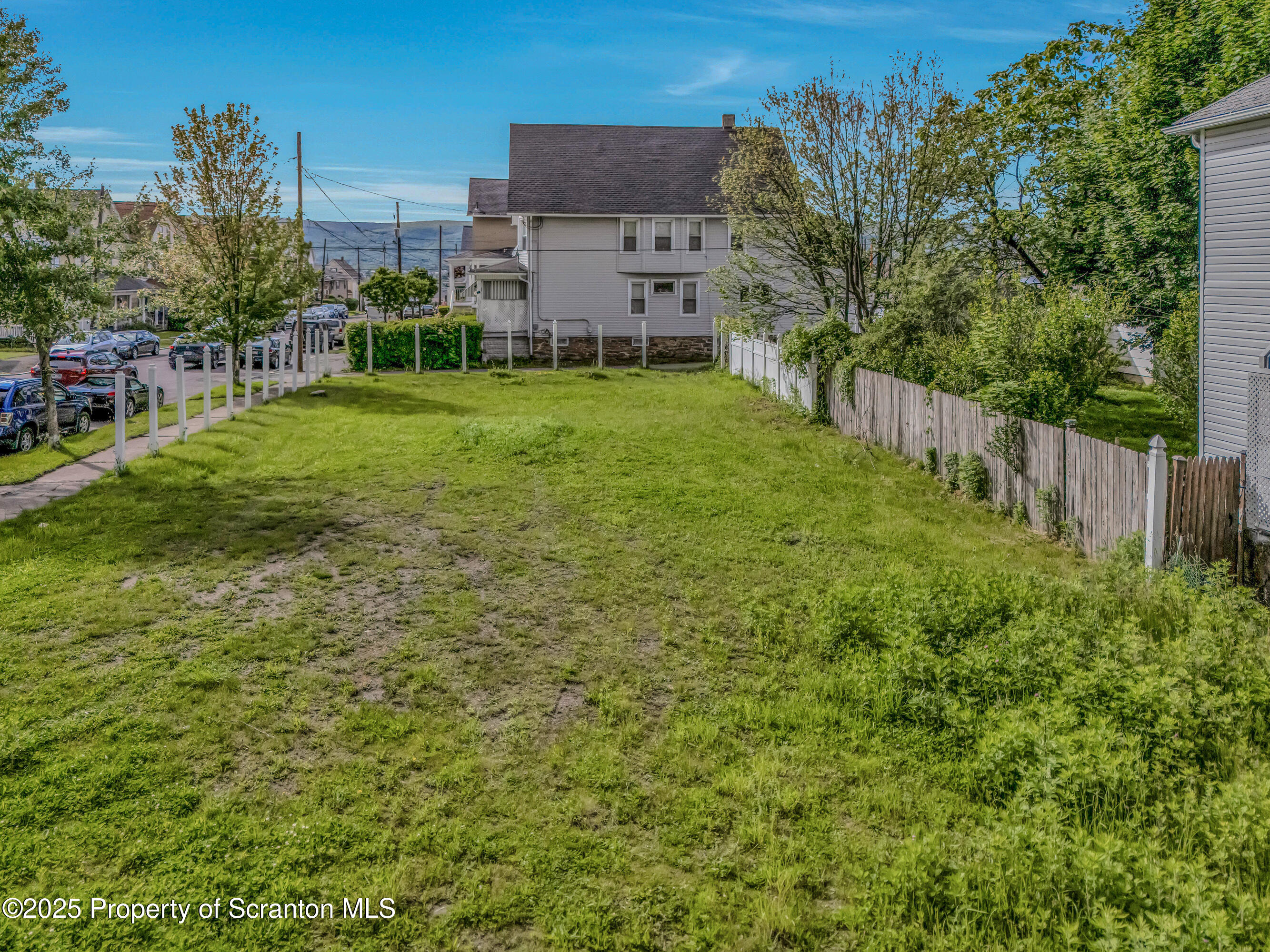 741 River Street Scranton, PA 18505 - Photo 2 of 16 River_-16