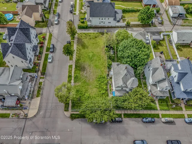 $27,900 | 741 River Street, Scranton, PA 18505