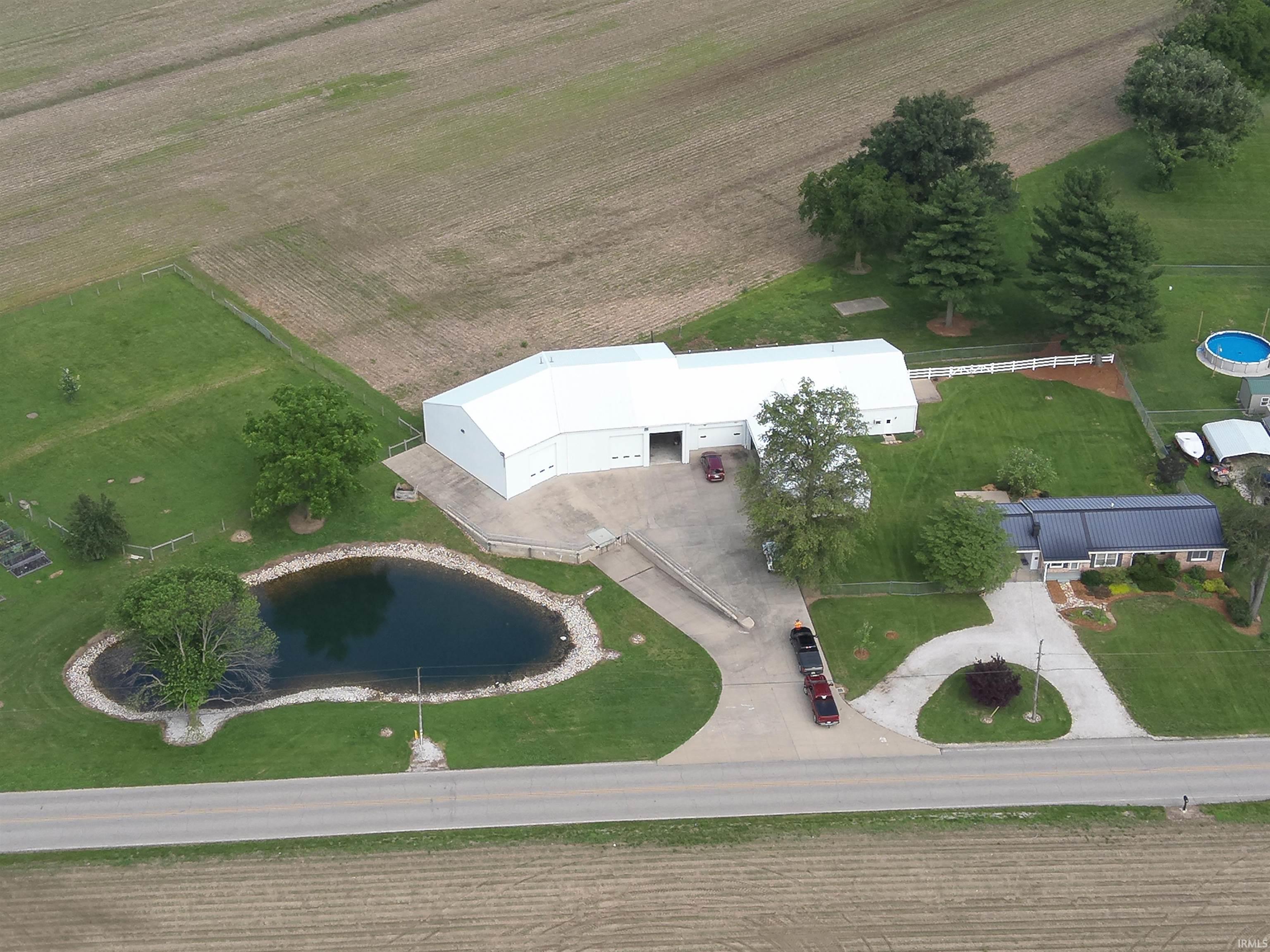 1346 South 6th Street Road Vincennes, IN 47591 - Photo 2 of 36