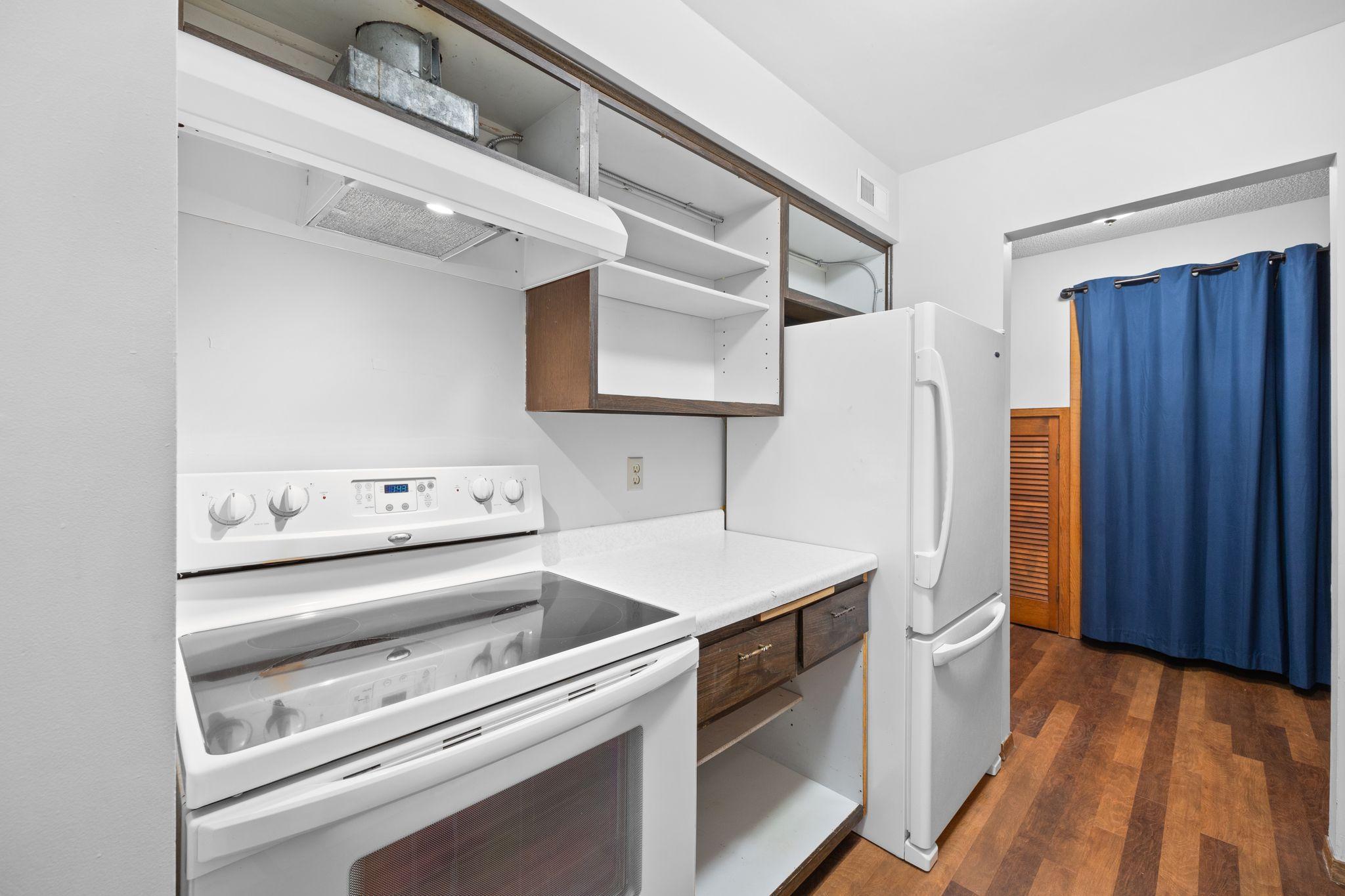 2250 Midland Grove Road, Unit 307 Roseville, MN 55113 - Photo 6 of 14