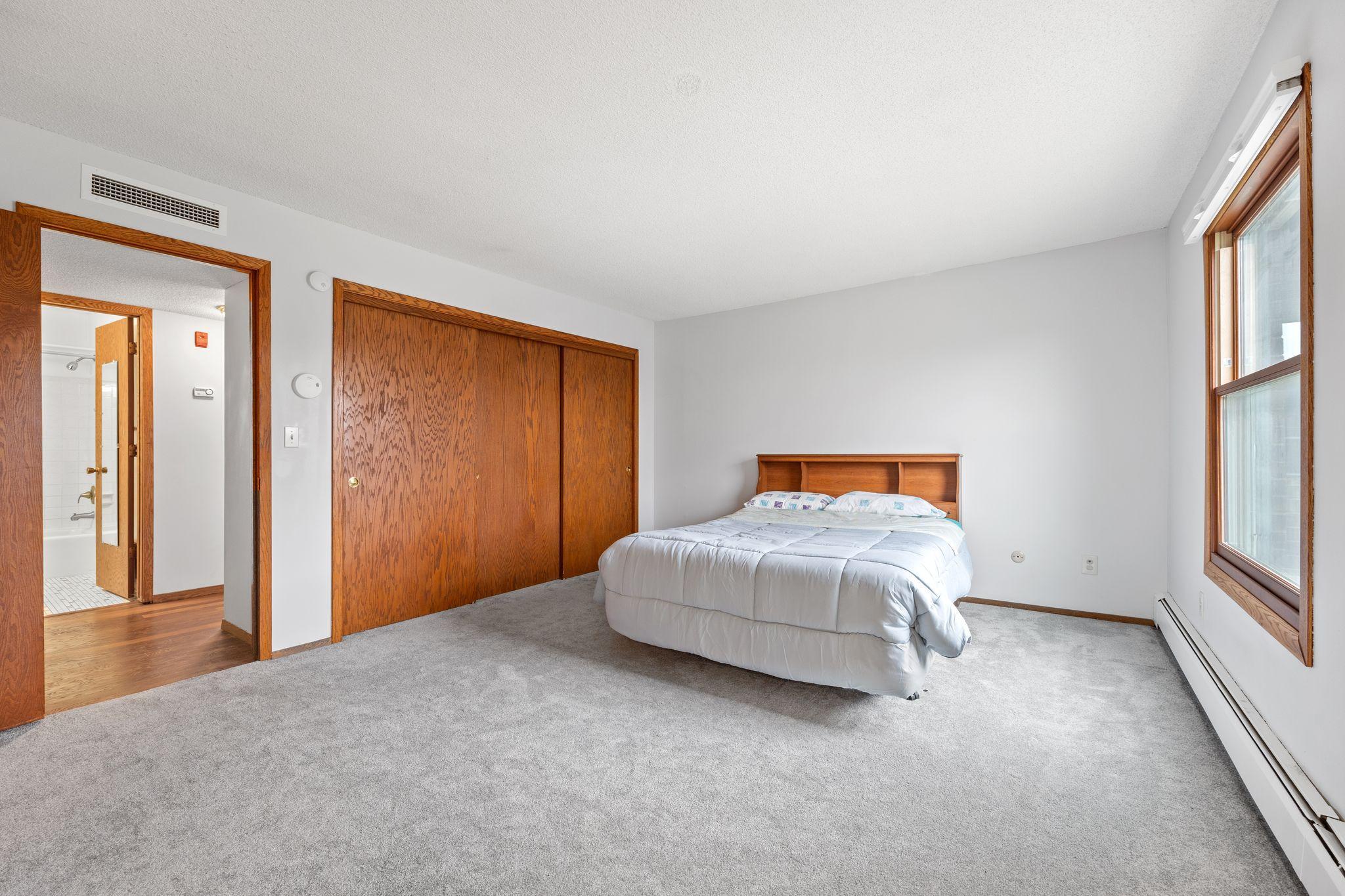2250 Midland Grove Road, Unit 307 Roseville, MN 55113 - Photo 9 of 14