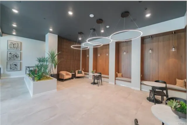 a view of a livingroom with furniture