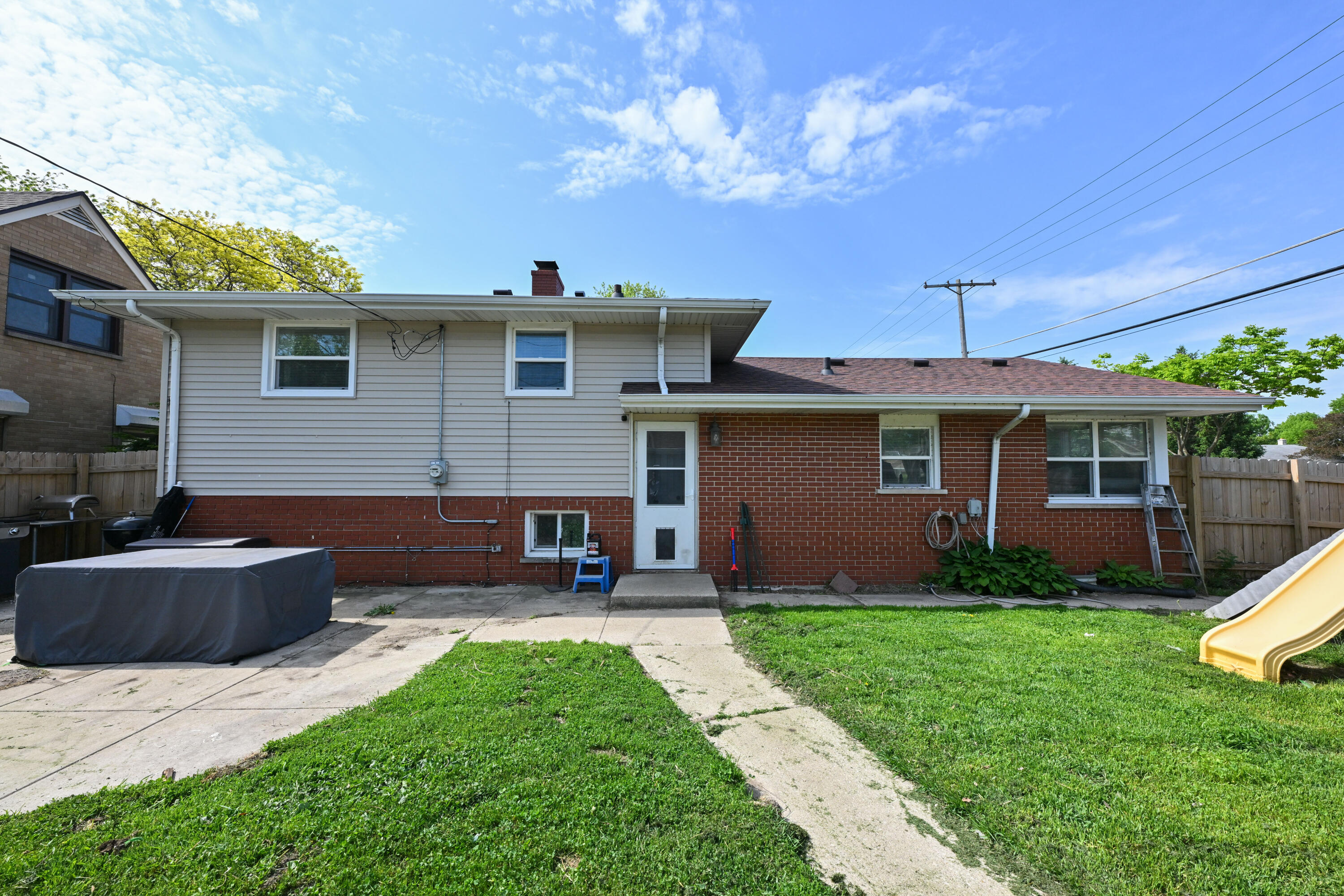924 Montclair Drive Racine, WI 53402 - Photo 17 of 19 Photo (34)