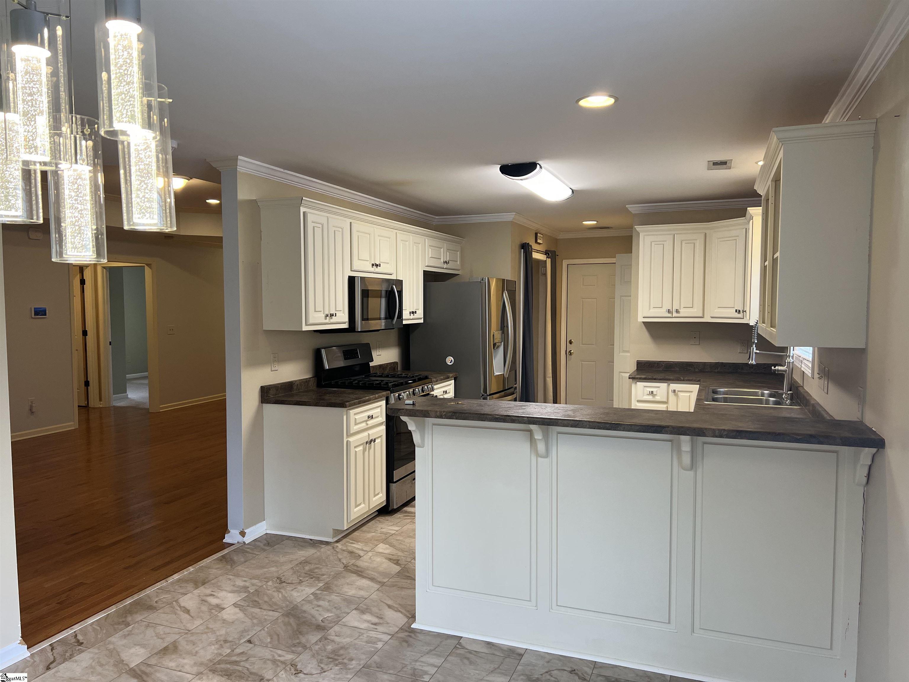 107 Regency Walk Pickens, SC 29671 - Photo 6 of 27