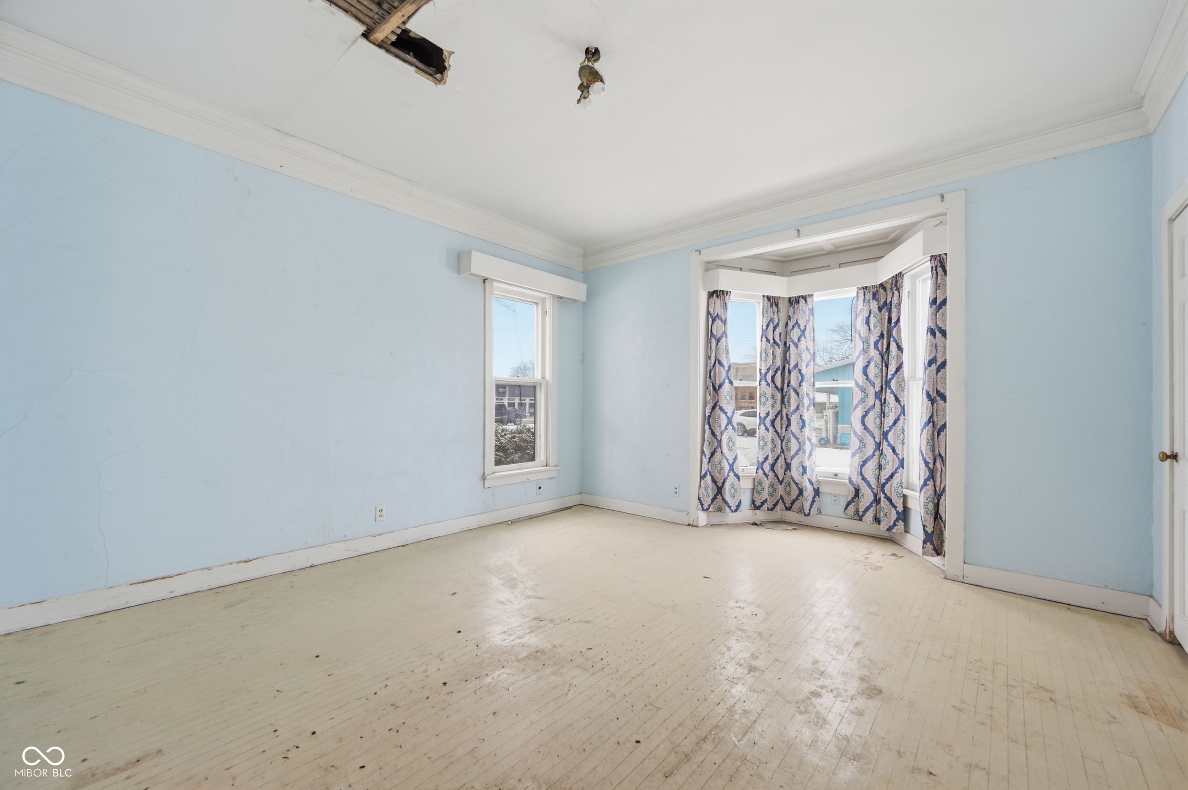 219 West Kickapoo Street Hartford City, IN 47348 - Photo 14 of 33