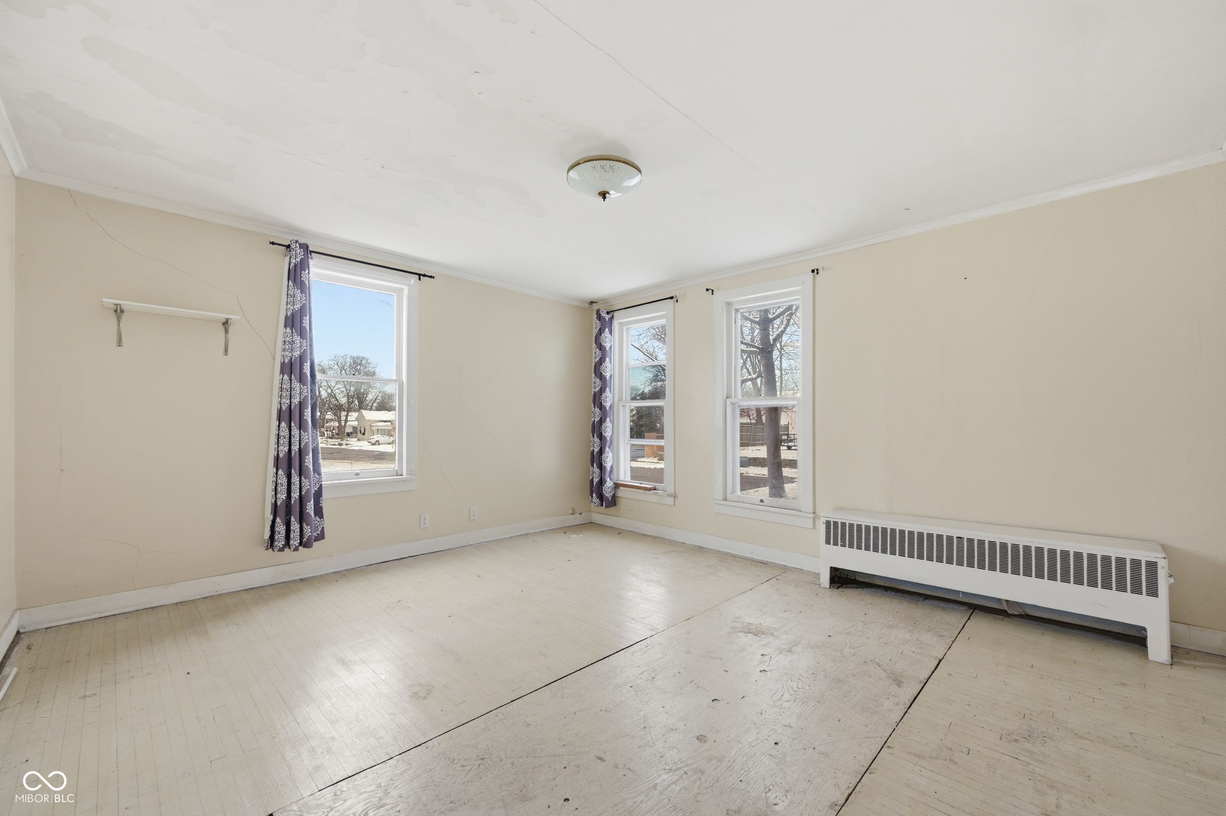 219 West Kickapoo Street Hartford City, IN 47348 - Photo 16 of 33