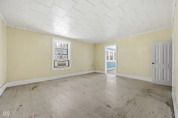$49,900 | 219 West Kickapoo Street, Hartford City, IN 47348