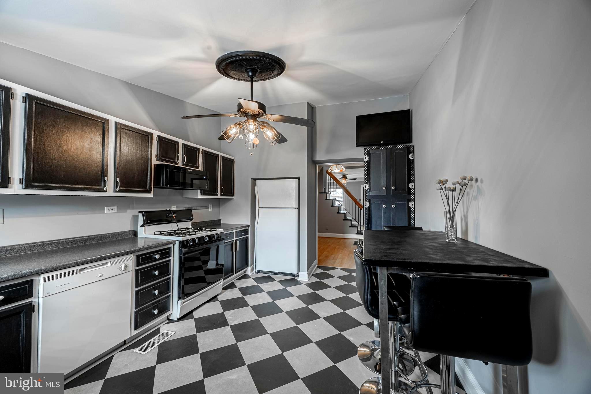 3450 Keswick Road Baltimore, MD 21211 - Photo 13 of 36