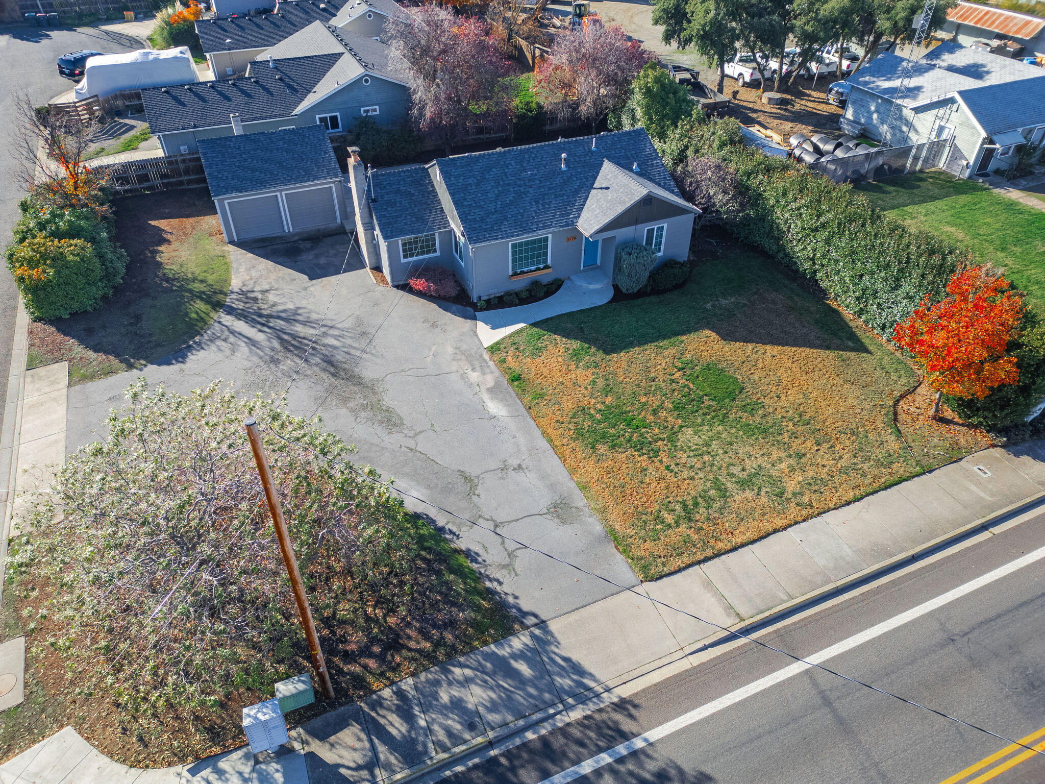 3119 Merriman Road Medford, OR 97501 - Photo 29 of 39 HD-2