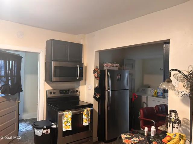 $262,000 | 2328 Turner Avenue, Schenectady, NY 12306