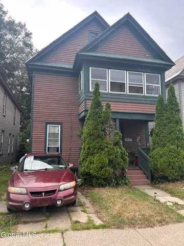 $262,000 | 2328 Turner Avenue, Schenectady, NY 12306