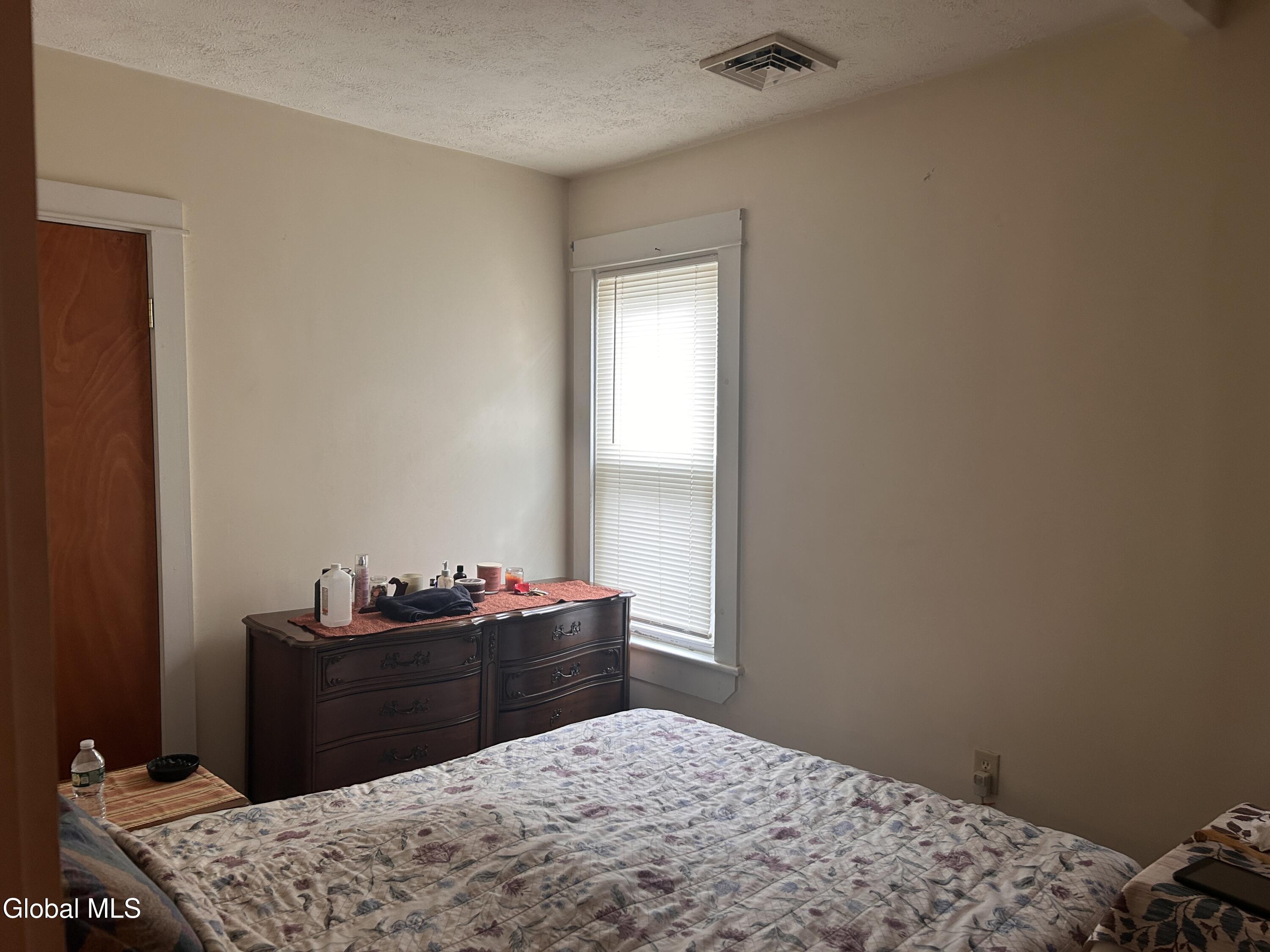 2328 Turner Avenue Schenectady, NY 12306 - Photo 9 of 25 IMG_2872