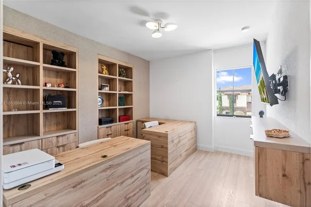 $6,850 | 9974 Northwest 86th Terrace, Doral, FL 33178