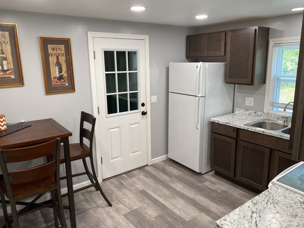 123 Mandalay Road Chicopee, MA 01020 - Photo 14 of 32 Gallery Image 14