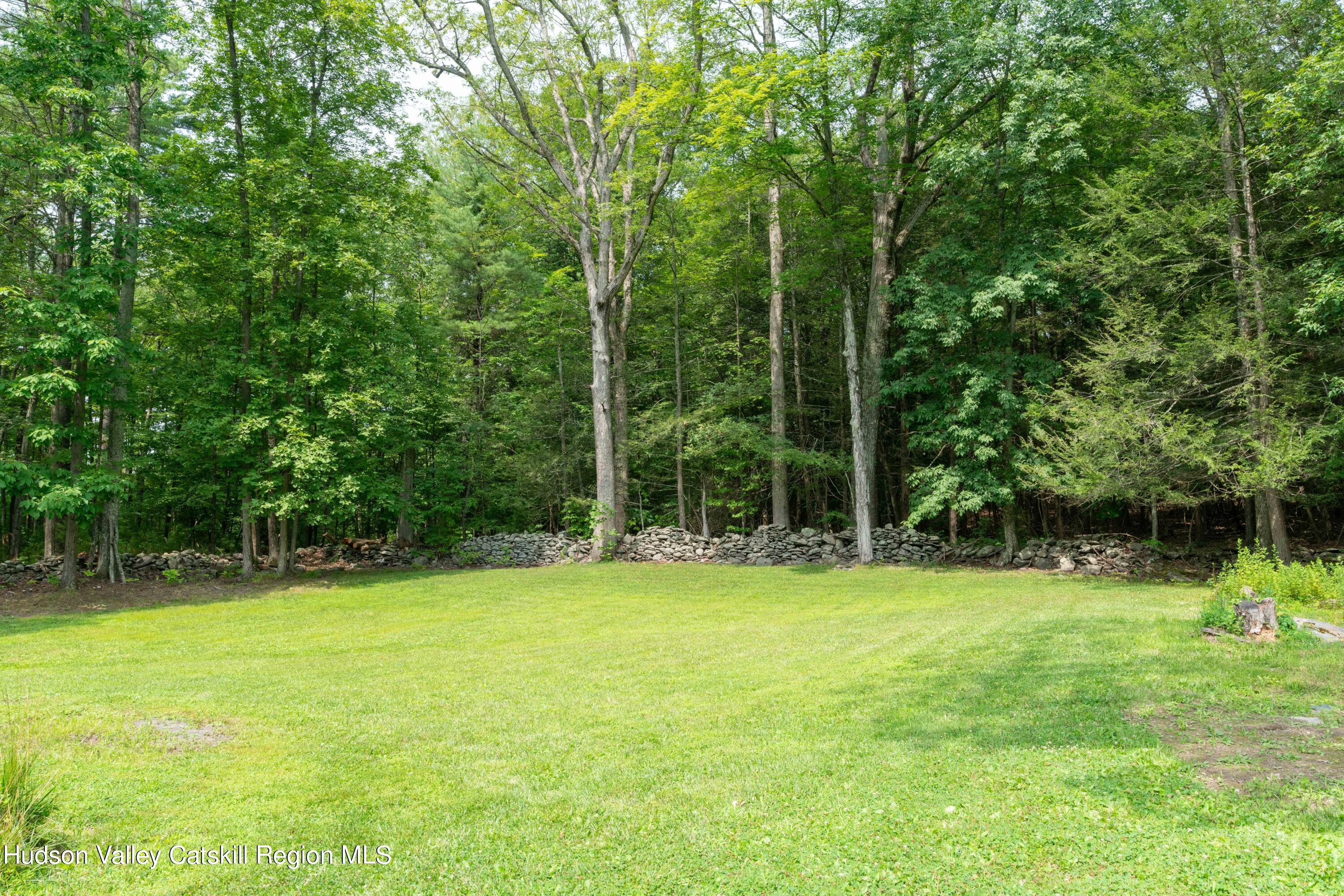 35 Mountain Road, Unit LONG ROADDRIVEWAY Shokan, NY 12481 - Photo 31 of 32 M-49