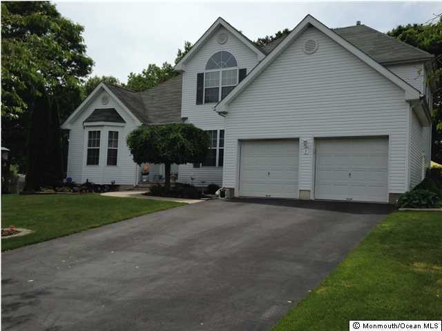 7 Hannah Lee Road Barnegat, NJ 08005 - Photo 1 of 21 Primary Photo