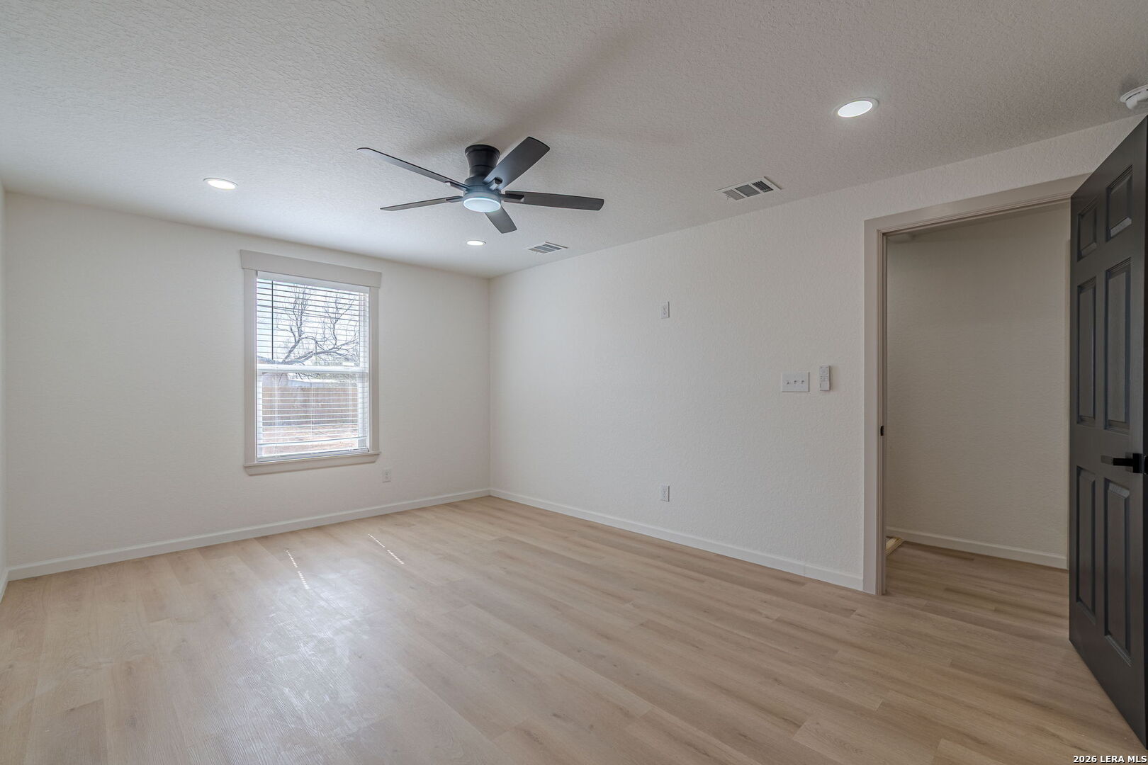 508 Hickory Street Jourdanton, TX 78026 - Photo 12 of 23