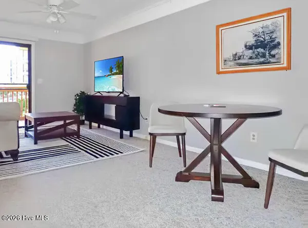 $1,800 | 3601 St Johns Court, Unit B, Wilmington, NC 28403