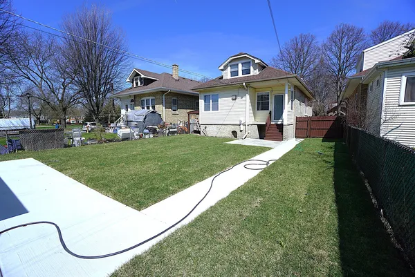 $679,900 | 5249 Hoffman Street, Skokie, IL 60077