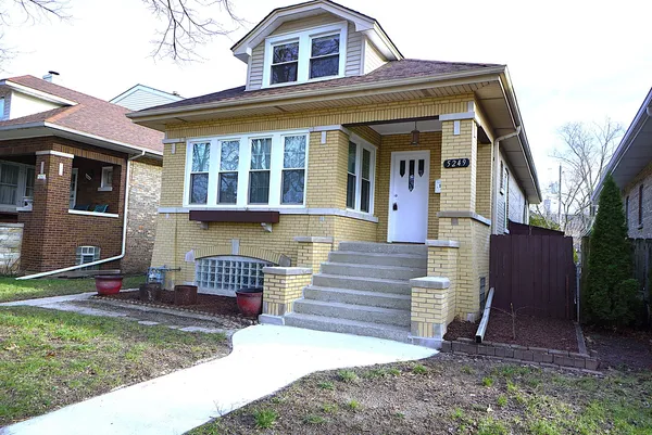 $679,900 | 5249 Hoffman Street, Skokie, IL 60077