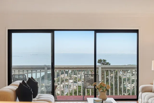 $999,000 | 121 Kings Road, Brisbane, CA 94005