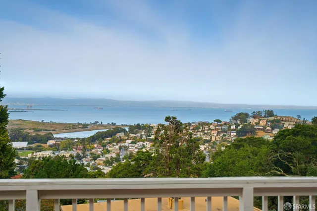 $999,000 | 121 Kings Road, Brisbane, CA 94005