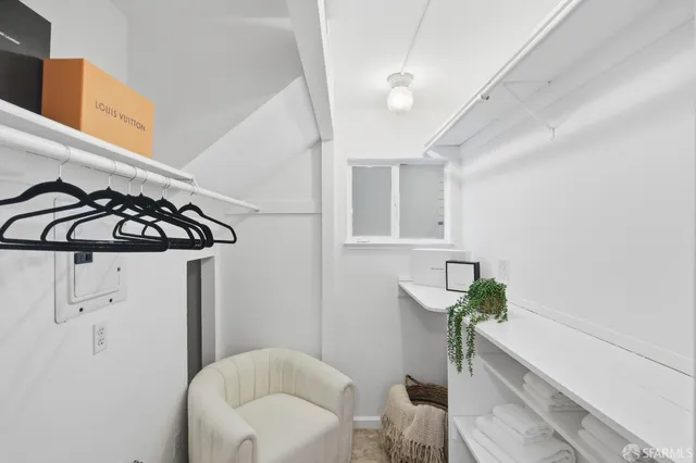 $999,000 | 121 Kings Road, Brisbane, CA 94005