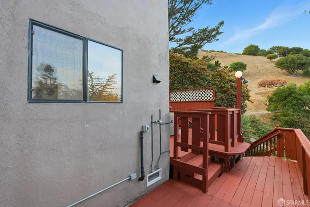 $999,000 | 121 Kings Road, Brisbane, CA 94005