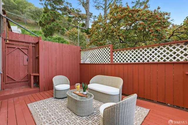 $999,000 | 121 Kings Road, Brisbane, CA 94005