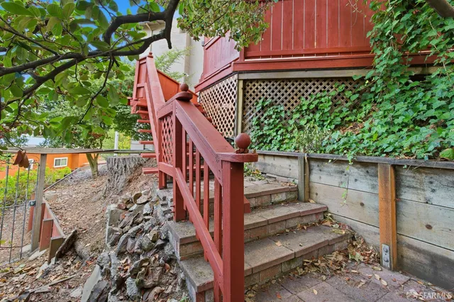 $999,000 | 121 Kings Road, Brisbane, CA 94005