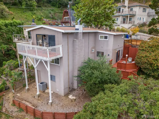 $999,000 | 121 Kings Road, Brisbane, CA 94005