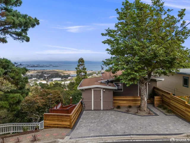 $999,000 | 121 Kings Road, Brisbane, CA 94005