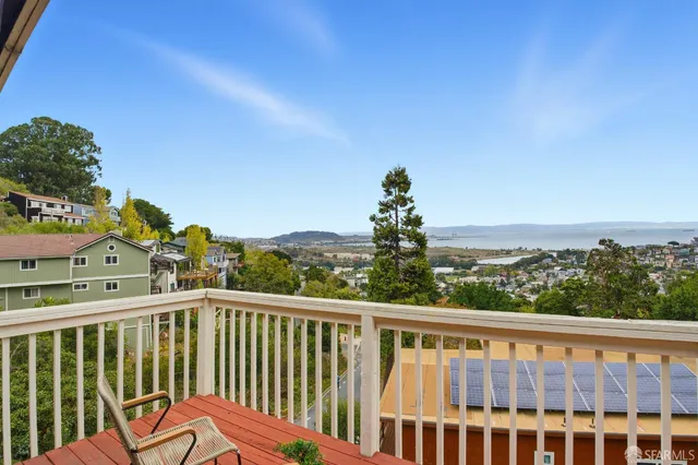 $999,000 | 121 Kings Road, Brisbane, CA 94005