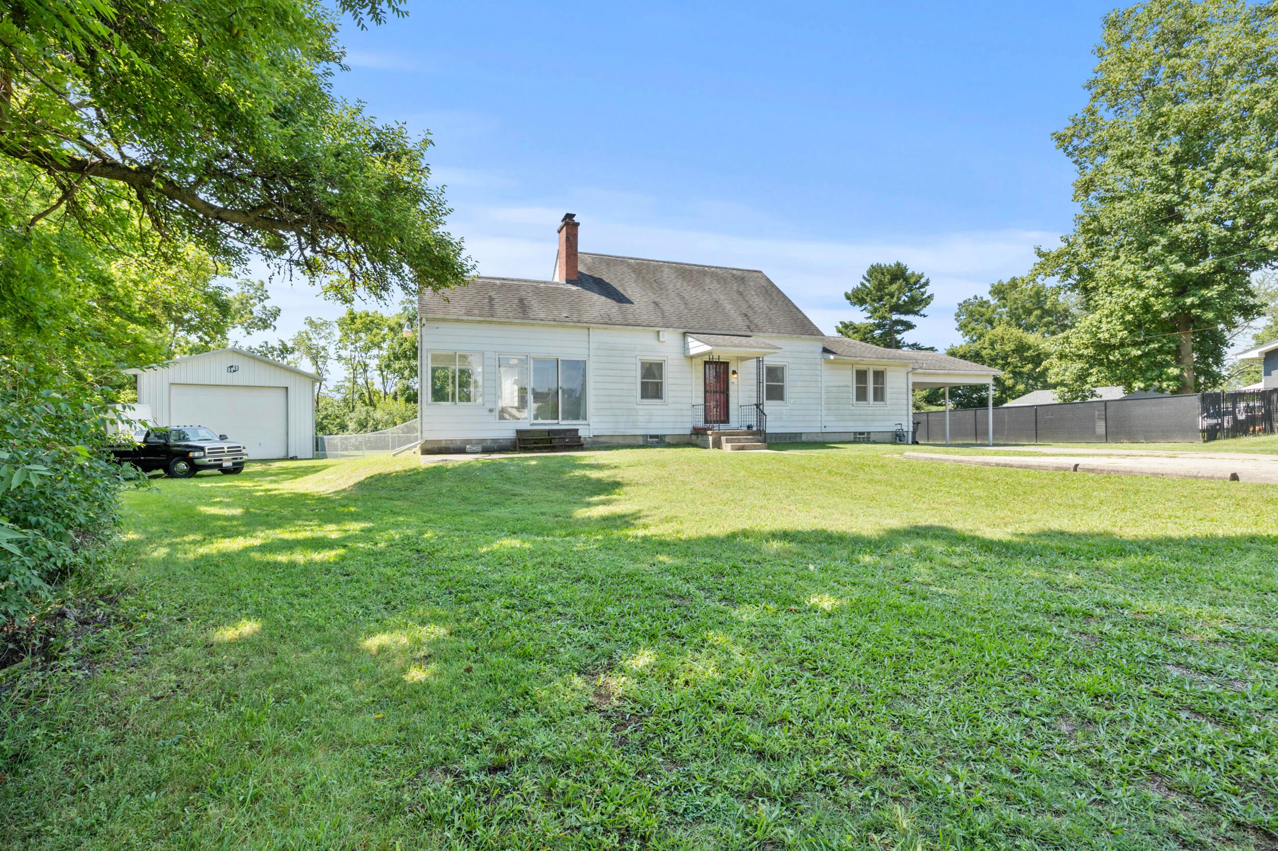 3309 Clime Road Columbus, OH 43223 - Photo 5 of 29 5_4x3a6191