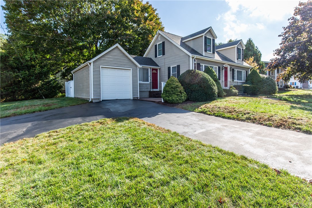 1933 Mendon Road Cumberland, RI 02864 - Photo 2 of 36
