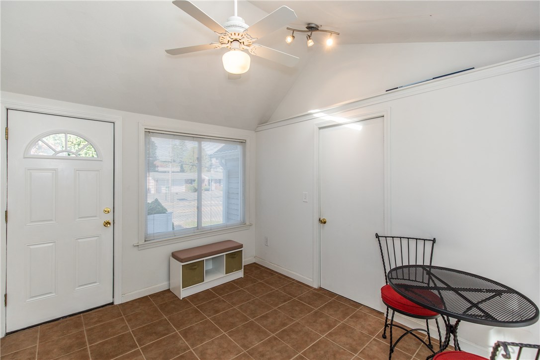 1933 Mendon Road Cumberland, RI 02864 - Photo 7 of 36