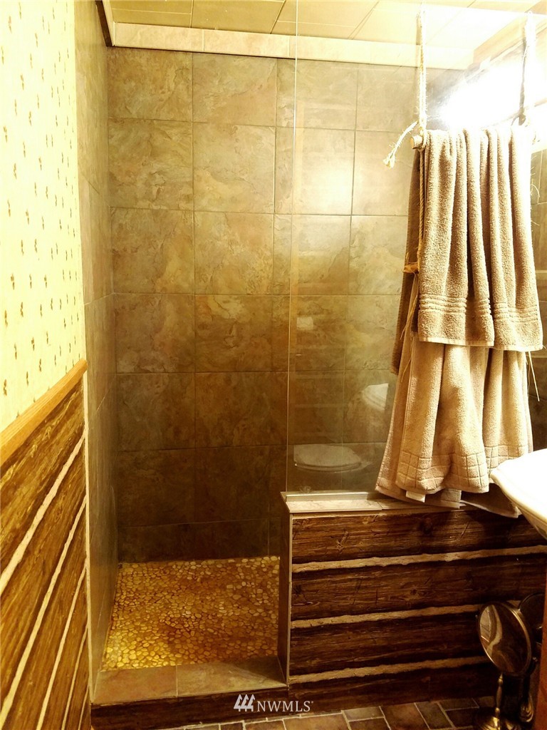 630 Hall Road Silverlake, WA 98645 - Photo 17 of 25 Gallery Image 17
