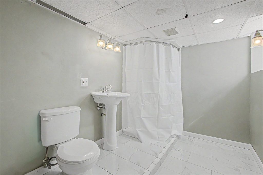 496 Tucker Street Fall River, MA 02721 - Photo 11 of 16