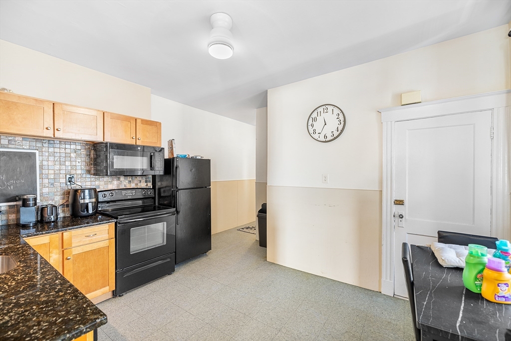 16 Leavitt Street, Unit 2 Salem, MA 01970 - Photo 8 of 18