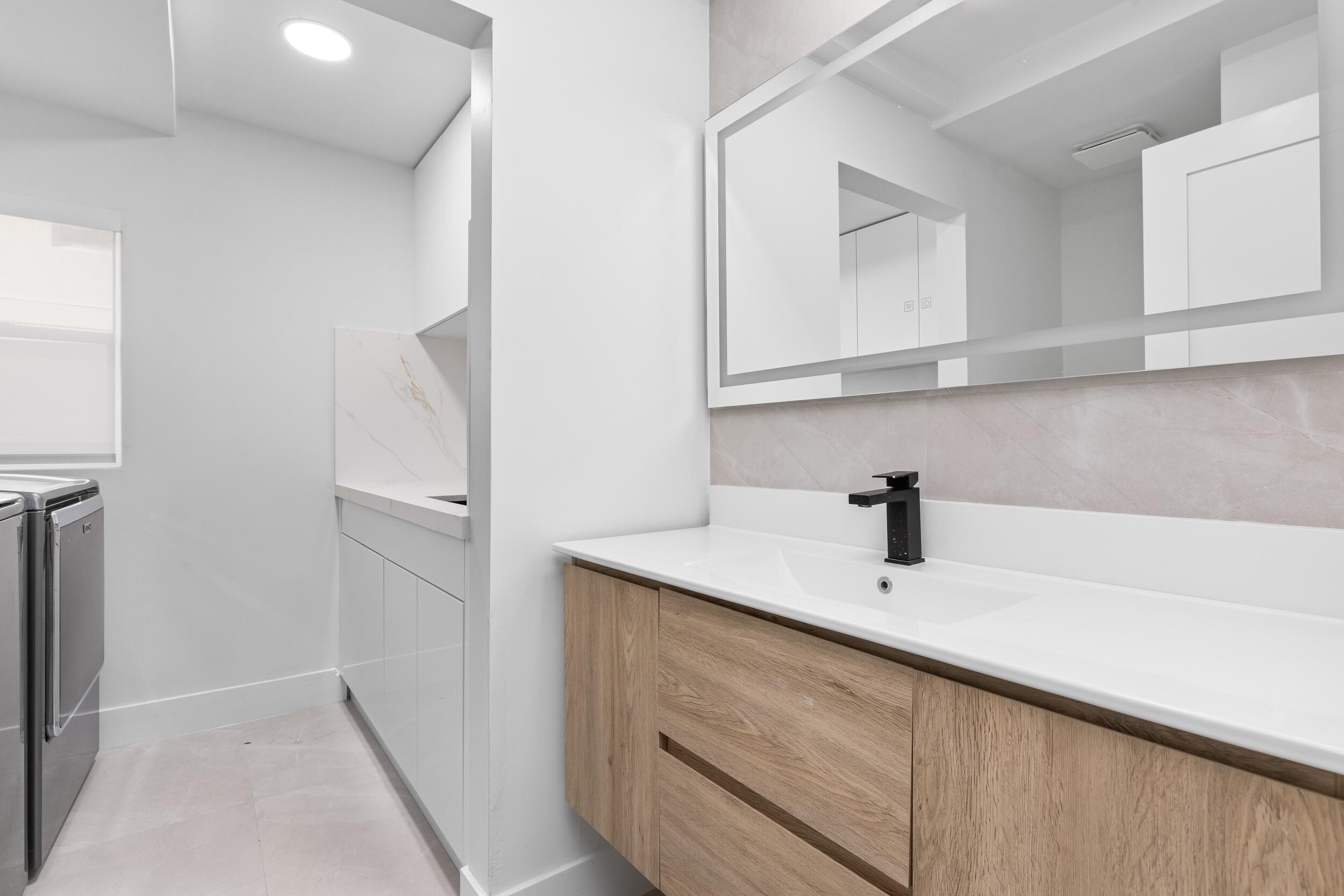 7134 San Sebastian Drive Boca Raton, FL 33433 - Photo 15 of 46 Powder Room