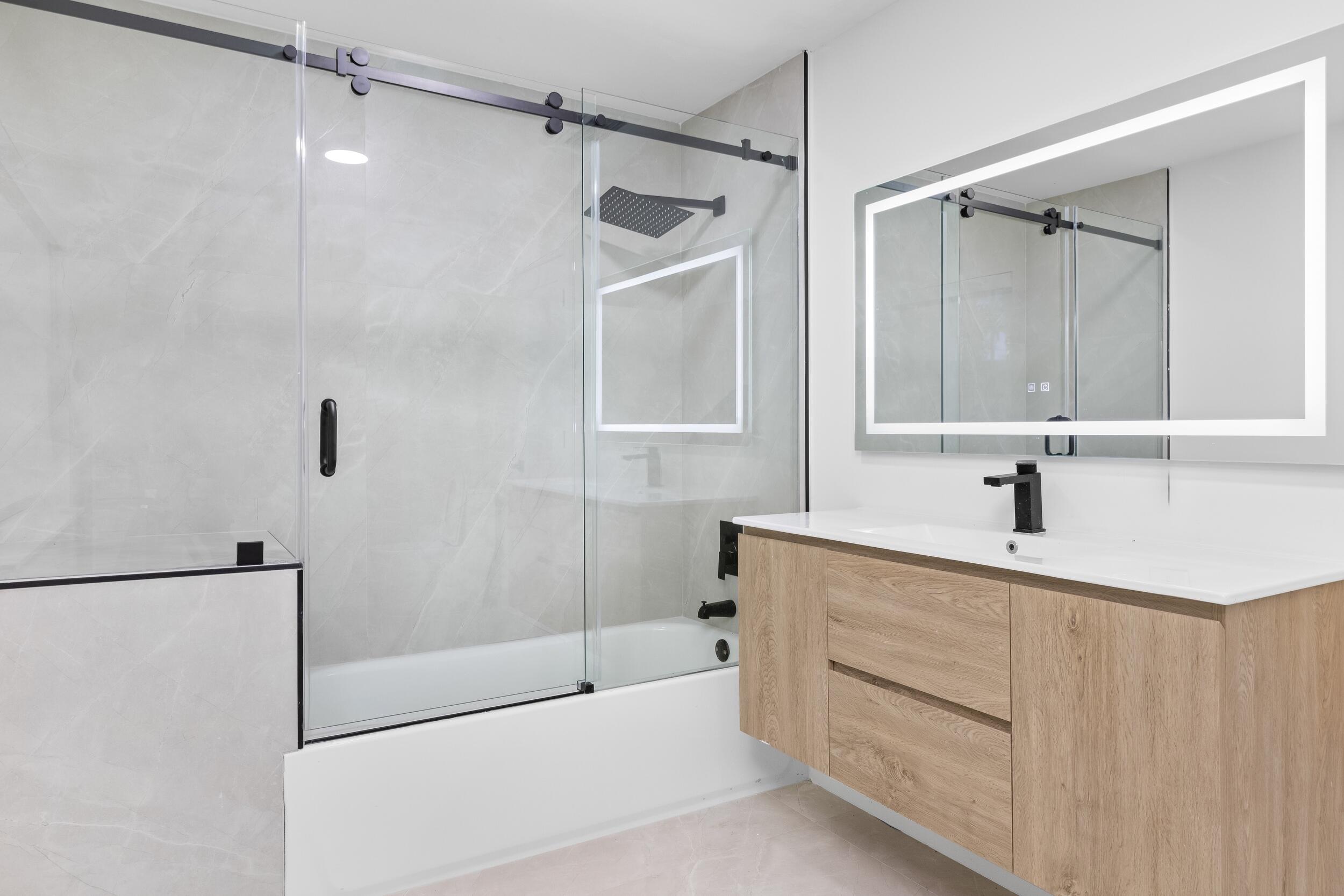 7134 San Sebastian Drive Boca Raton, FL 33433 - Photo 25 of 46 Guest Bath 1