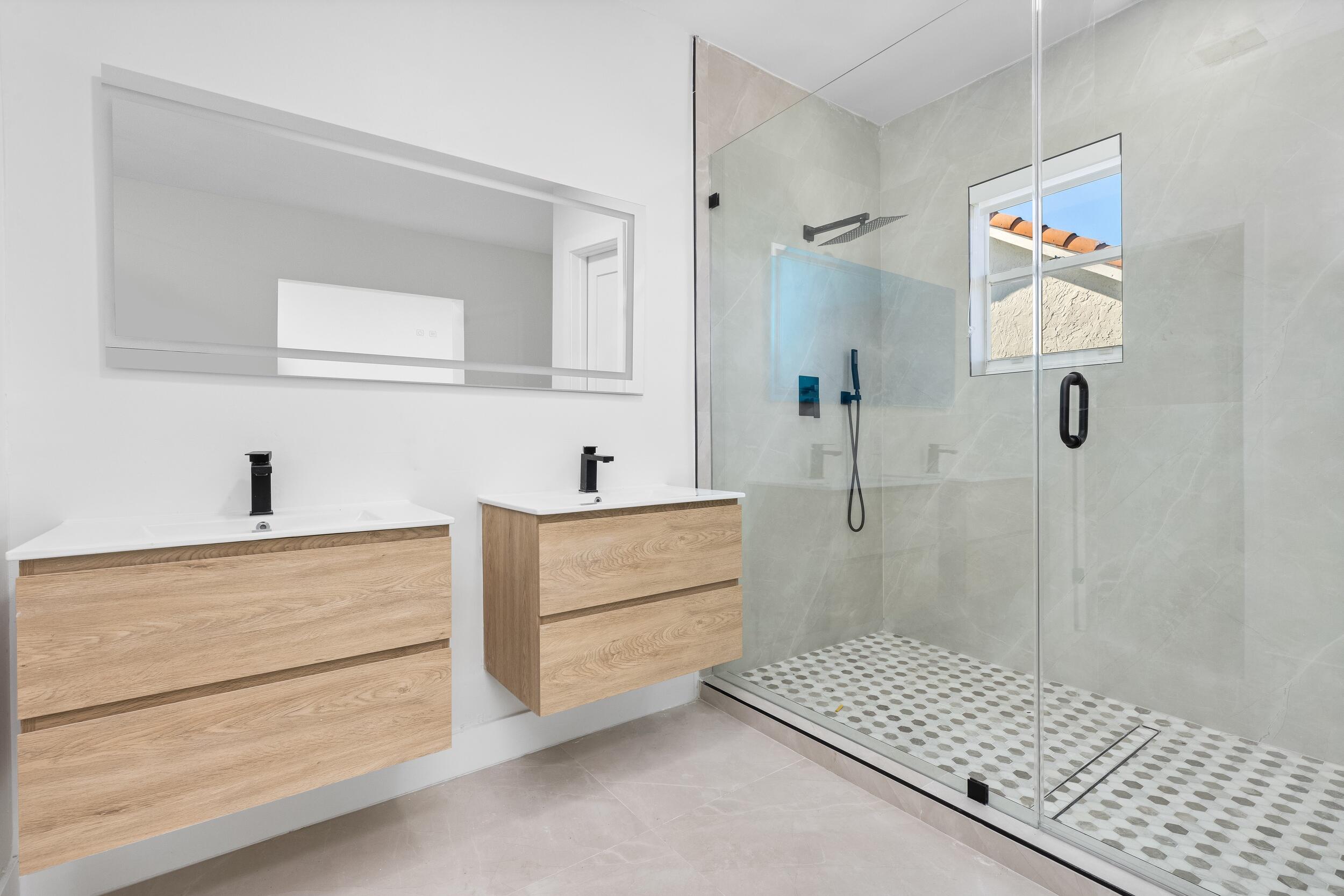 7134 San Sebastian Drive Boca Raton, FL 33433 - Photo 34 of 46 Guest Bath 5