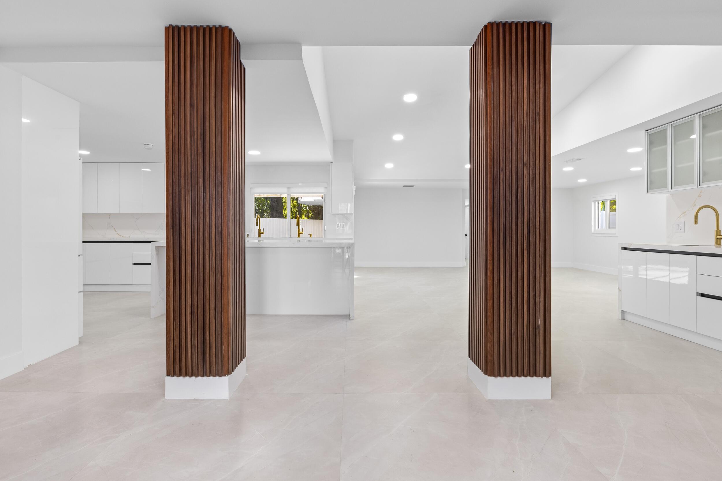 7134 San Sebastian Drive Boca Raton, FL 33433 - Photo 6 of 46 Foyer 1