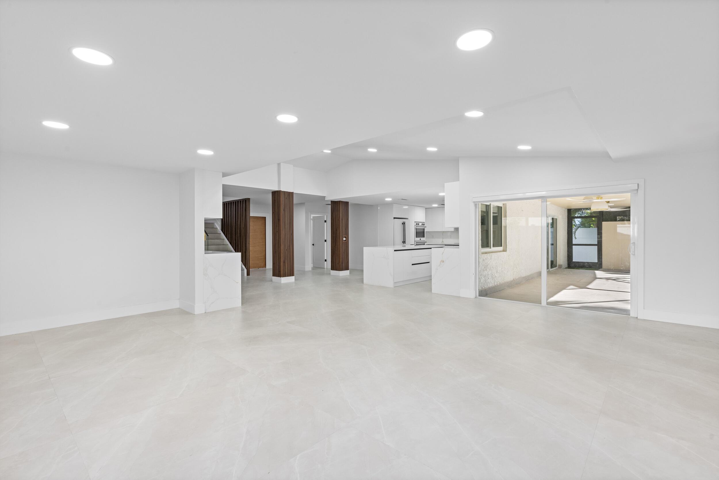 7134 San Sebastian Drive Boca Raton, FL 33433 - Photo 10 of 46 Living Area 4