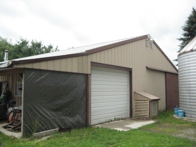 6330 Bordman Road Romeo, MI 48065 - Photo 44 of 58 Heated Shop/Cooler